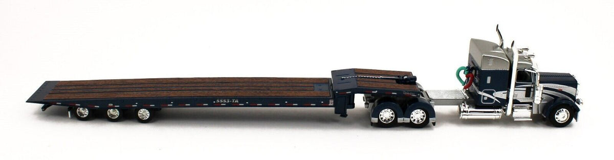 Amazon.com: First Gear Peterbilt 389 with 63