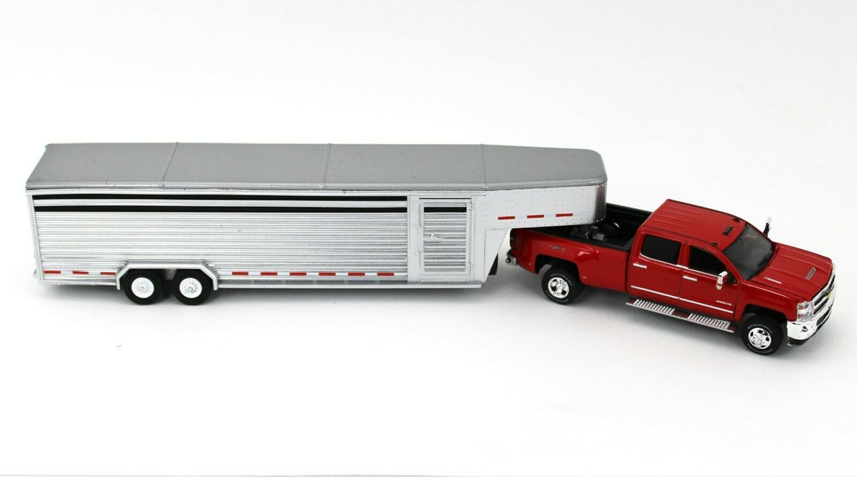 1:64 GreenLight *RED* 2018 Chevrolet Silverado Dually w