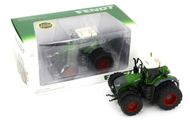 1:64 SpecCast *FENDT* Model 1050 Tractor w/ LARGE DUALS 2020 FARM SHOW ED