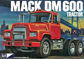 1:25 MPC MACK Heavy Duty DM600 Semi Truck Plastic Model Kit *NEW SEALED*