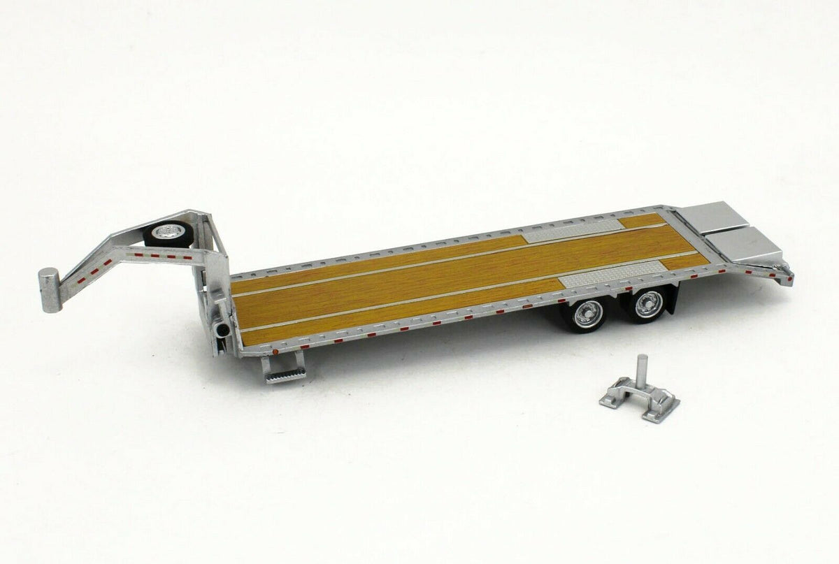 1:64 GreenLight *HITCH & TOW* BLACK *GOOSENECK* 5th Wheel FLATBED TRAILER  NIP!