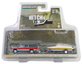 1:64 GreenLight *HITCH & TOW 29* Silver 1987 Chevrolet Suburban w/BOAT & TRAILER
