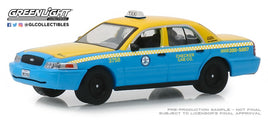 1:64 GreenLight *HOBBY EX* 2011 Ford Crown Victoria Los Angeles TAXI CAB *NIP*