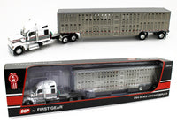 
              DCP 1:64 *WHITE & SILVER* Kenworth W990 High Roof & WILSON LIVESTOCK TRAILER NIB
            