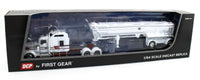 
              DCP 1:64 *WHITE* Kenworth W900L 86" Sleeper & WHITE MAC End Dump Trailer *NIB*
            