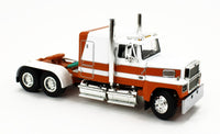 
              DCP 1:64 *WHITE & ORANGE* FORD LTL 9000 Flattop & Wilson Grain Trailer *NIB*
            