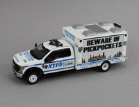
              1:64 *596 DIECAST* NYPD Ford F-550 Dually *LIGHT UP* Public Safety Truck *NIB*
            