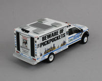 
              1:64 *596 DIECAST* NYPD Ford F-550 Dually *LIGHT UP* Public Safety Truck *NIB*
            