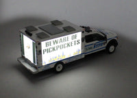 
              1:64 *596 DIECAST* NYPD Ford F-550 Dually *LIGHT UP* Public Safety Truck *NIB*
            