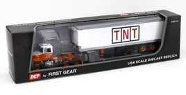 2022 DCP 1:64 *TNT X-PRESS TRANSIT* Ford LT-9000 & 40' Vintage Trailer *NIB*