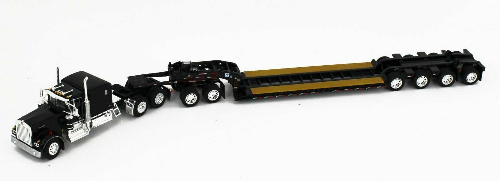 2021 DCP 1:64 *BLACK* Kenworth W900A Fontaine Tri-Axle Magnitude