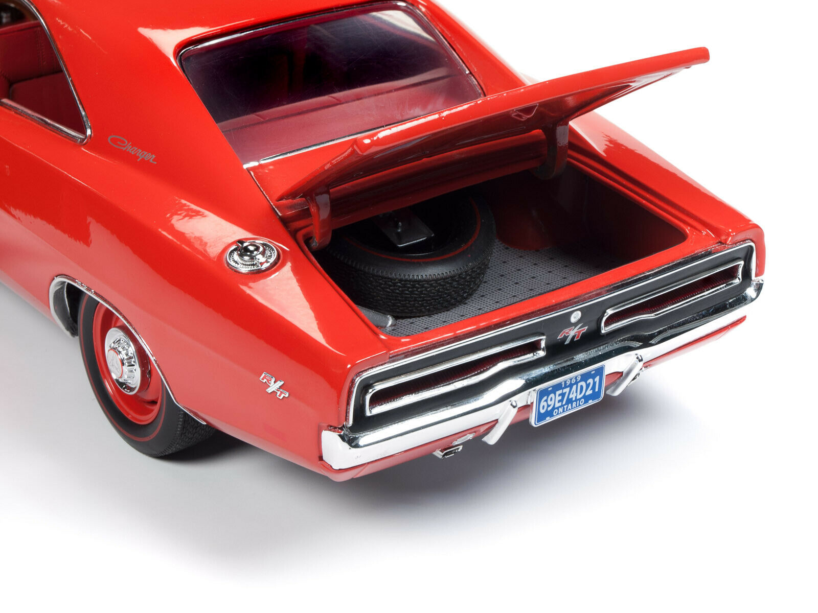 Auto World Xtraction 1969 Dodge Charger R/T (White) HO Slot Car | Auto World SC343-2 | HO Slot Car - Foto 8