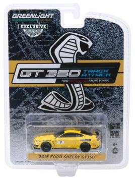 1:64 GreenLight *HOBBY* YELLOW 2016 Ford Mustang Shelby GT350 Racing School NIP