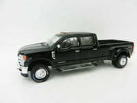 
              1:64 GreenLight *SHADOW BLACK* 2018 F350 King Ranch DUALLY Pickup Truck *NIP*
            