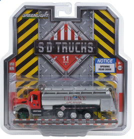 1:64 GreenLight *SD TRUCKS 11* FDNY International WorkStar TANKER TRUCK *NIP*