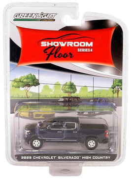 1:64 GreenLight *SHOWROOM FLOOR 4* Blue 2023 Silverado High Country Pickup *NIP*