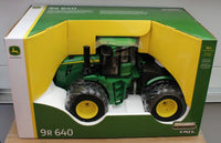 
              2022 ERTL 1:16 JOHN DEERE 9R 640 *4WD* w/DUALS Tractor PRESTIGE COLLECTION NIB
            