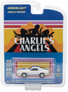 1:64 GreenLight *HOLLYWOOD R19* CHARLIE'S ANGELS 1976 Ford Mustang Cobra II NIP!