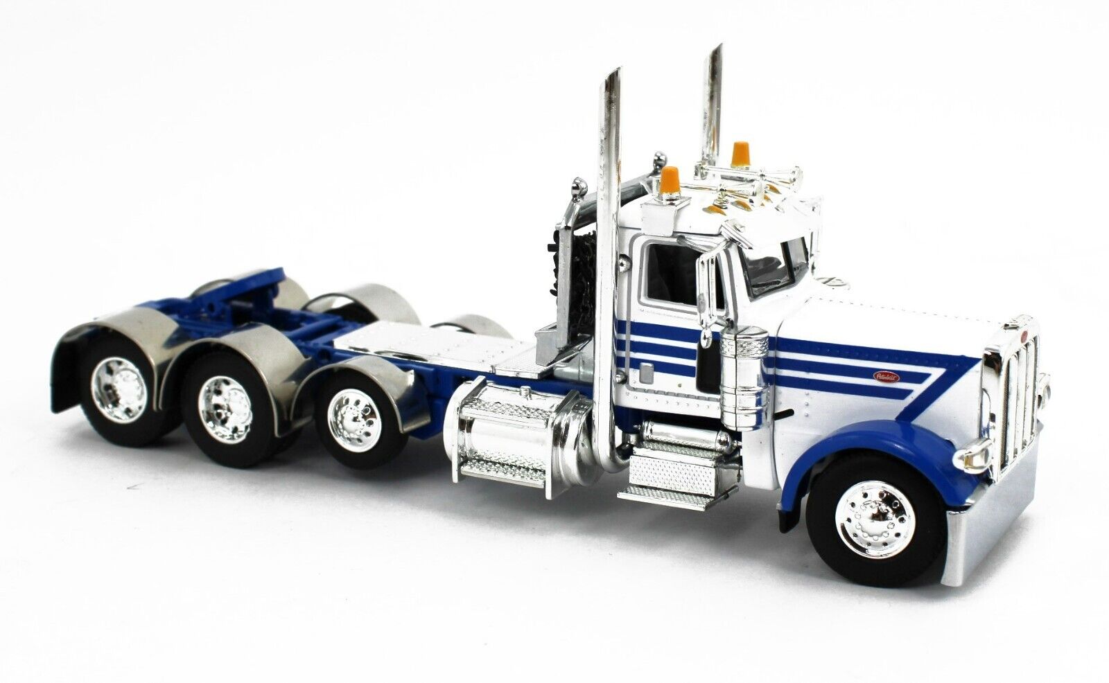 2023 DCP 1:64 *WHITE & BLUE* 389 Peterbilt & ERMC Hydra-Steer