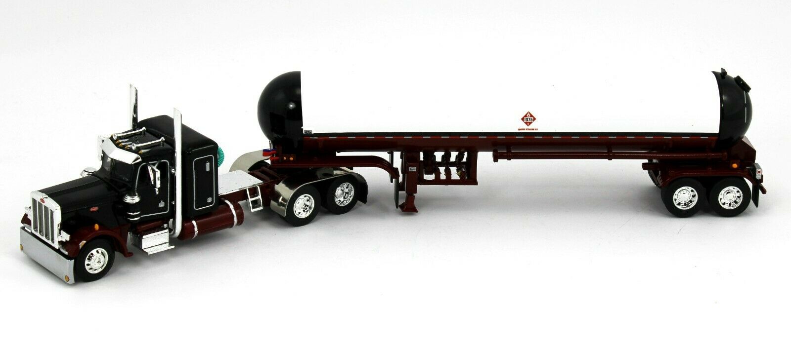 2022 DCP 1:64 BLACK & RED Peterbilt 359 w/Mississippi LPG Tanker